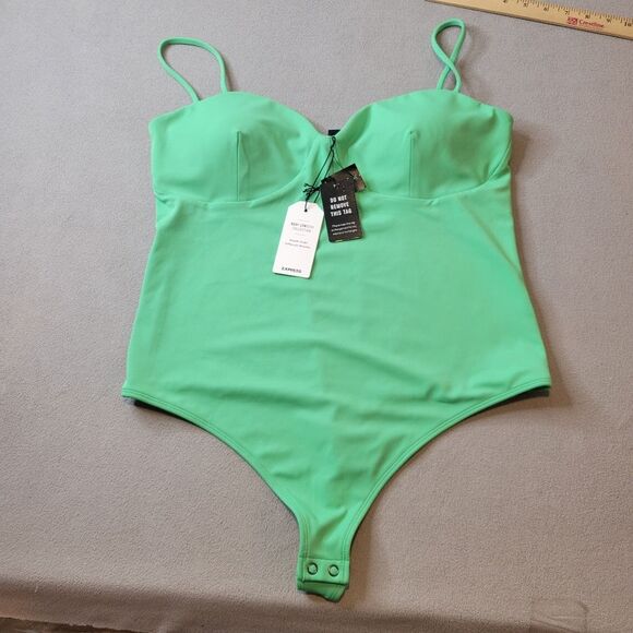 Express Jade Green Body Contour Bodysuit Size Large - Picture 1 of 8